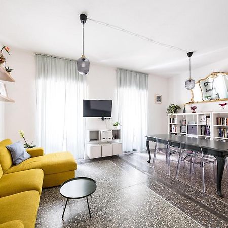 Domus Deiana Lägenhet Cagliari Exteriör bild