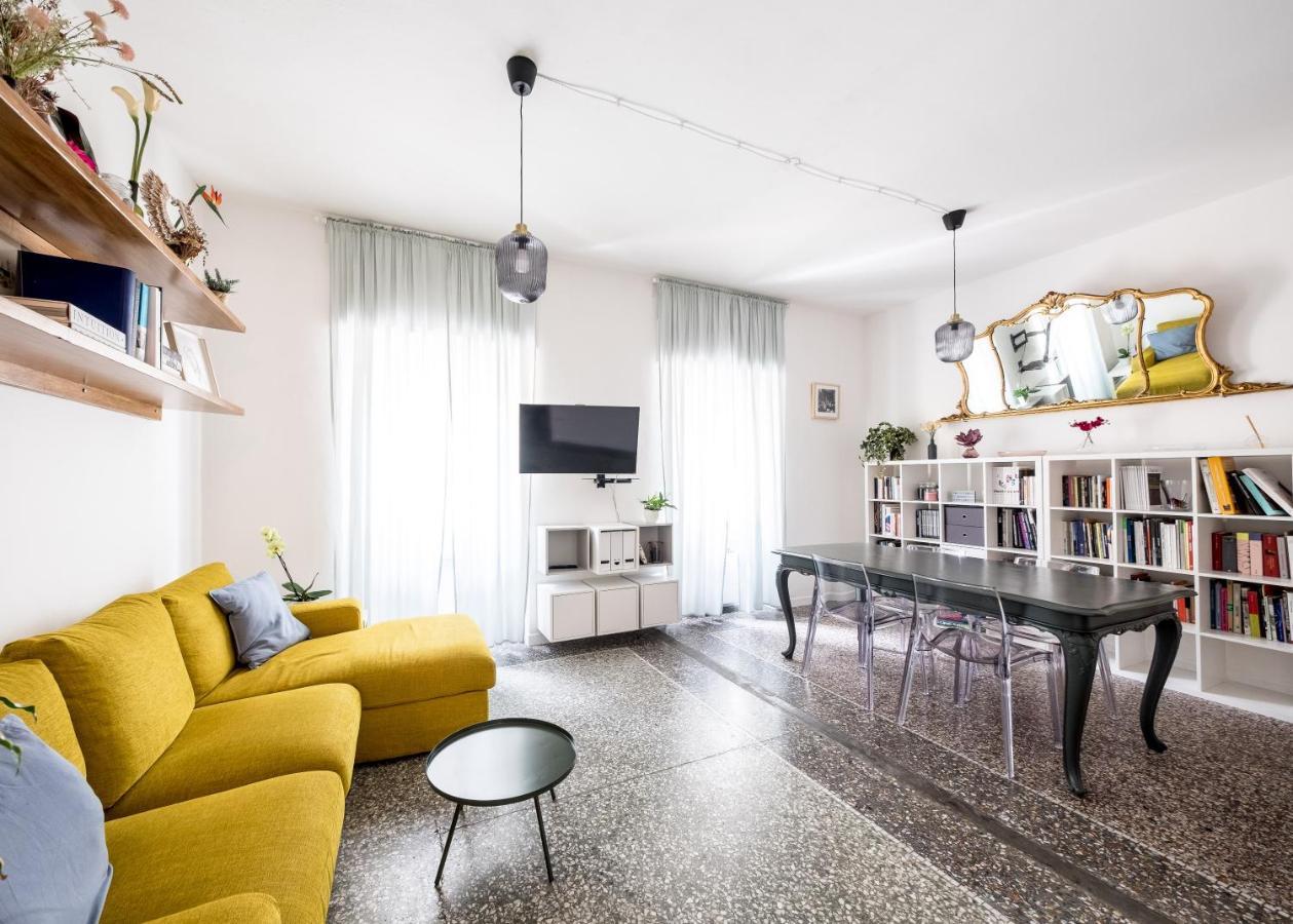 Domus Deiana Lägenhet Cagliari Exteriör bild